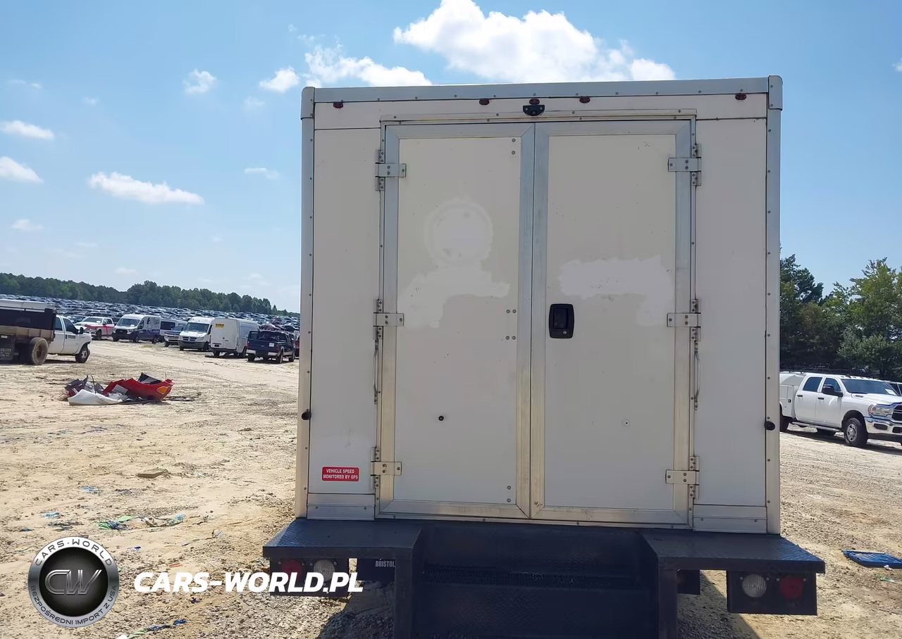2020 Chevrolet Express Cutaway Work Van VIN:1HA3GTCG8LN012743 - 18