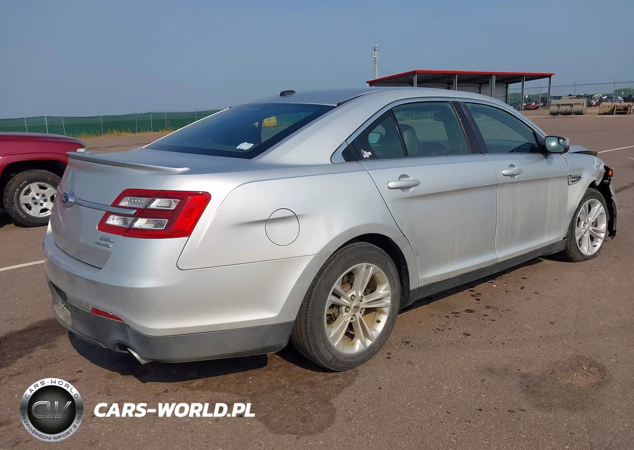 2015 Ford Taurus Sel VIN:1FAHP2E89FG176673 - 4