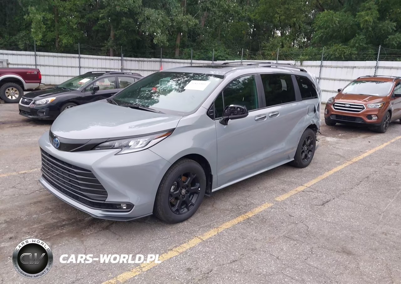 2025 Toyota Sienna Woodland Edition VIN:5TDCSKFC6SS176877 - 2