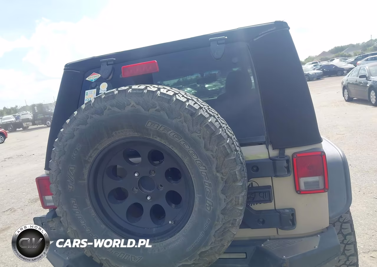 2016 Jeep Wrangler Willys Wheeler VIN:1C4AJWAG5GL317121 - 16