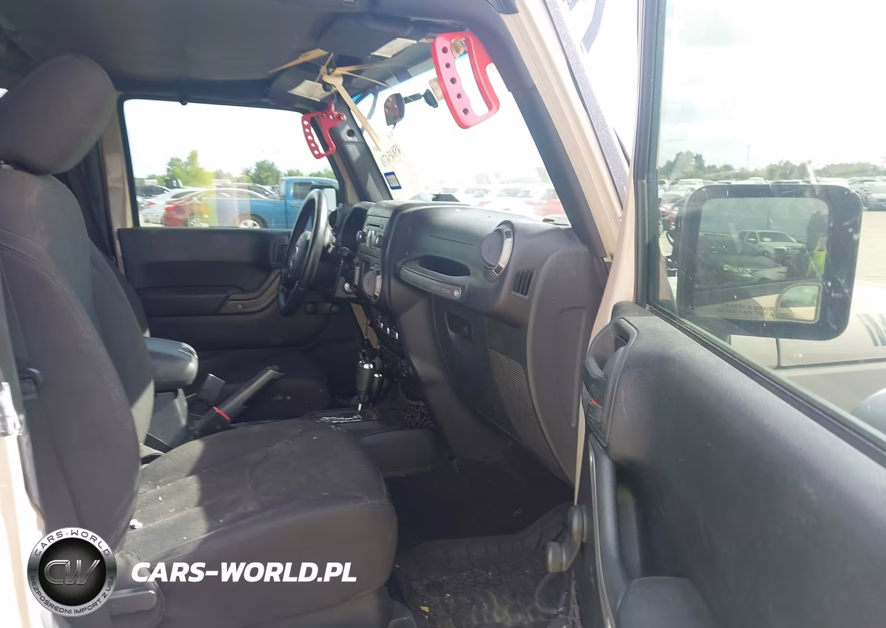 2016 Jeep Wrangler Willys Wheeler VIN:1C4AJWAG5GL317121 - 5