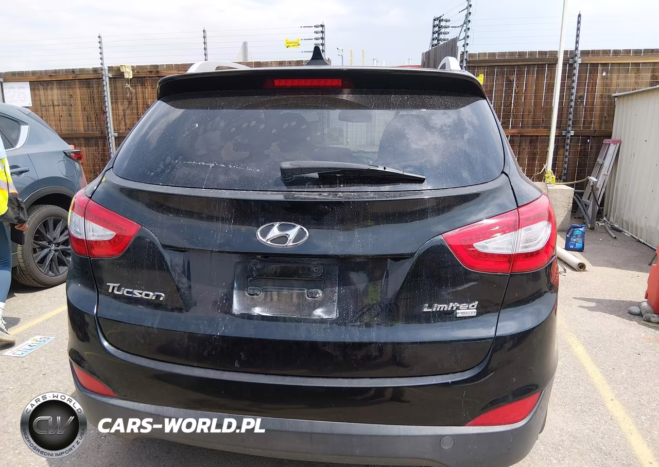 2015 Hyundai Tucson Limited VIN:KM8JUCAG8FU090811 - 16