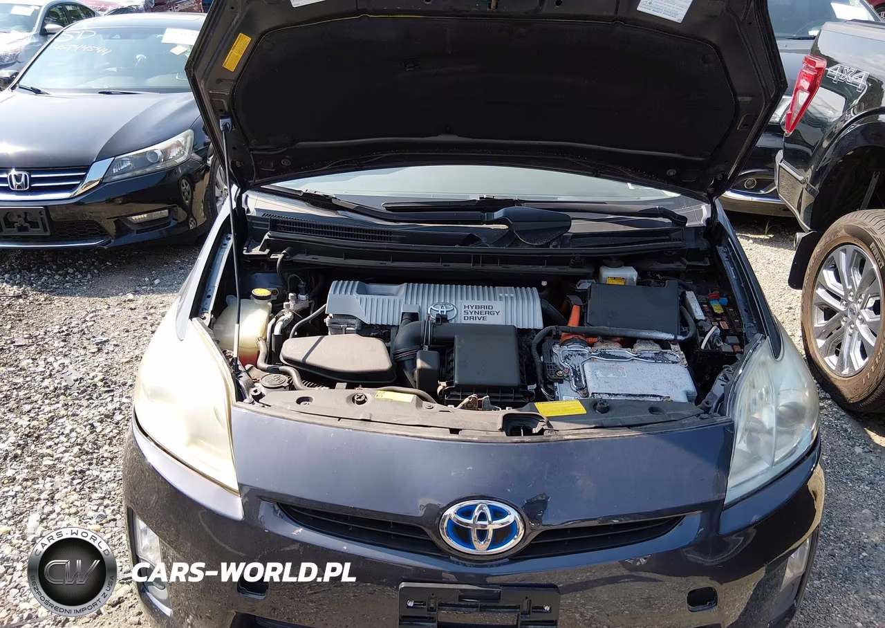 2011 Toyota Prius Two VIN:JTDKN3DU5B0290070 - 10
