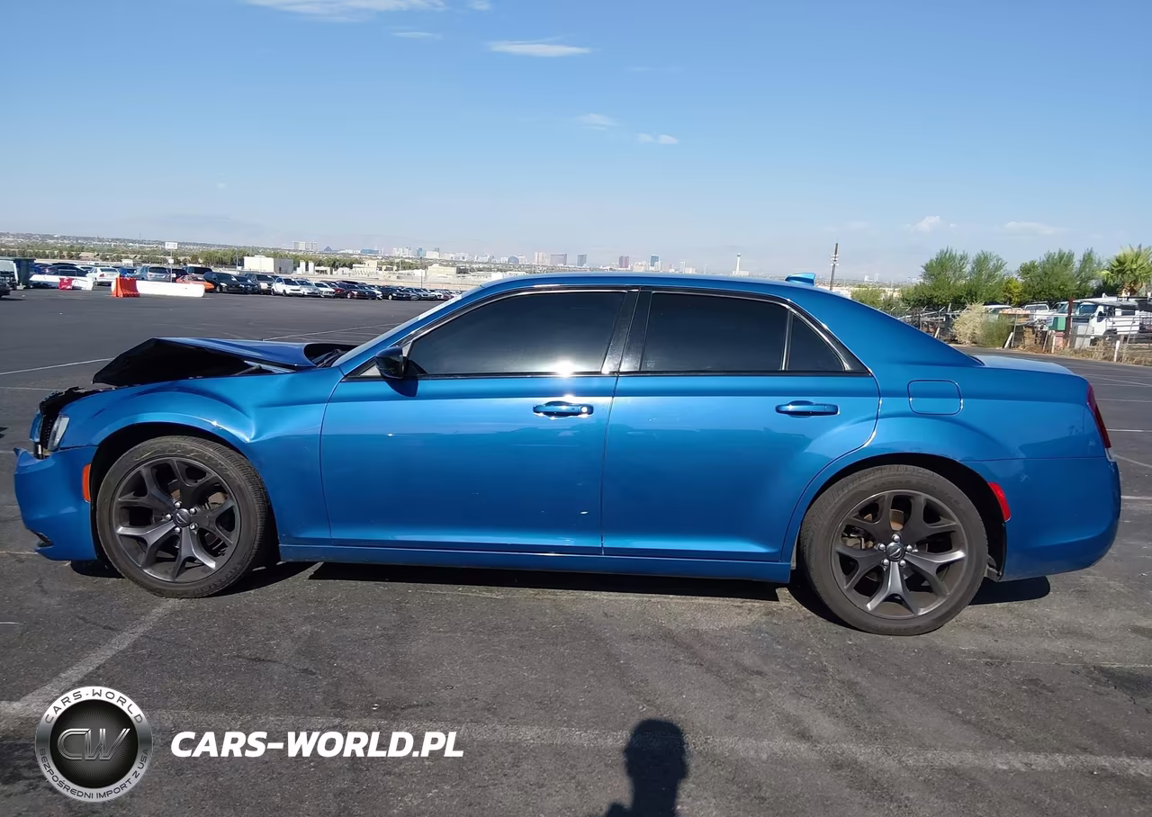 2020 Chrysler 300 Touring VIN:2C3CCAAG4LH164278 - 14