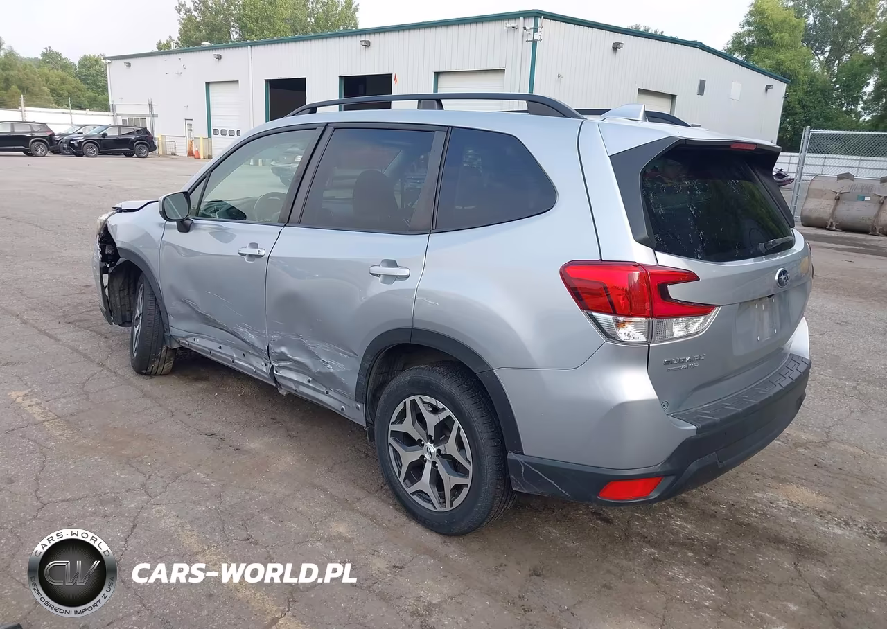 2021 Subaru Forester Premium VIN:JF2SKAJC0MH588797 - 3