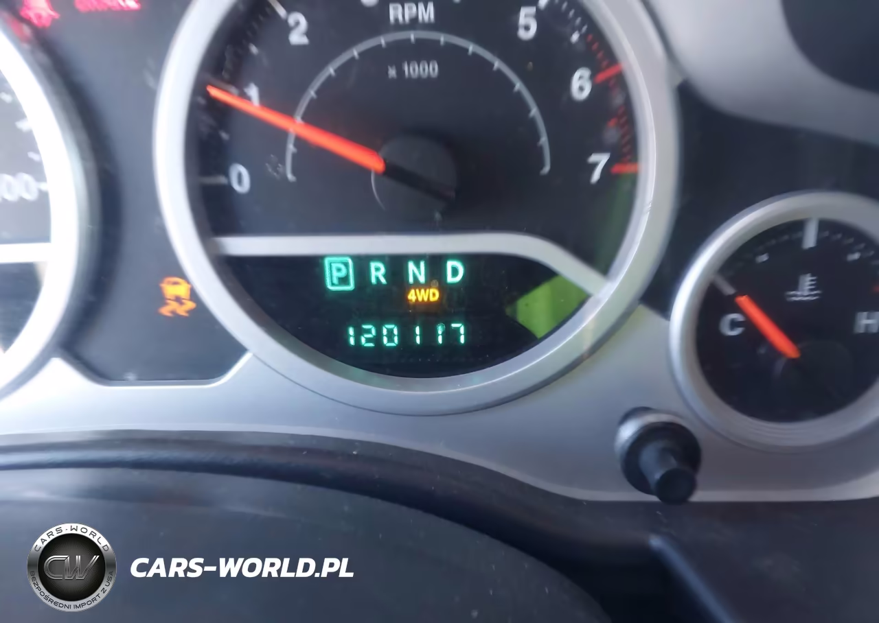 2010 Jeep Wrangler Rubicon VIN:1J4HA6D17AL164152 - 16