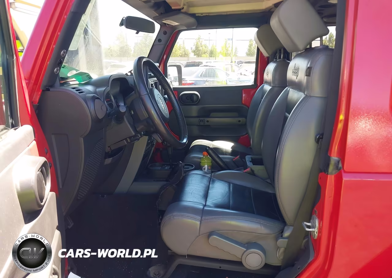 2010 Jeep Wrangler Rubicon VIN:1J4HA6D17AL164152 - 5