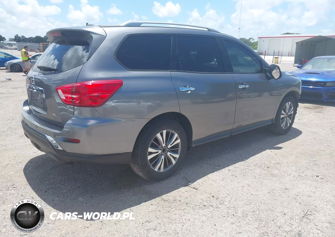 2018 Nissan Pathfinder Sl VIN:5N1DR2MN1JC622921 - 4