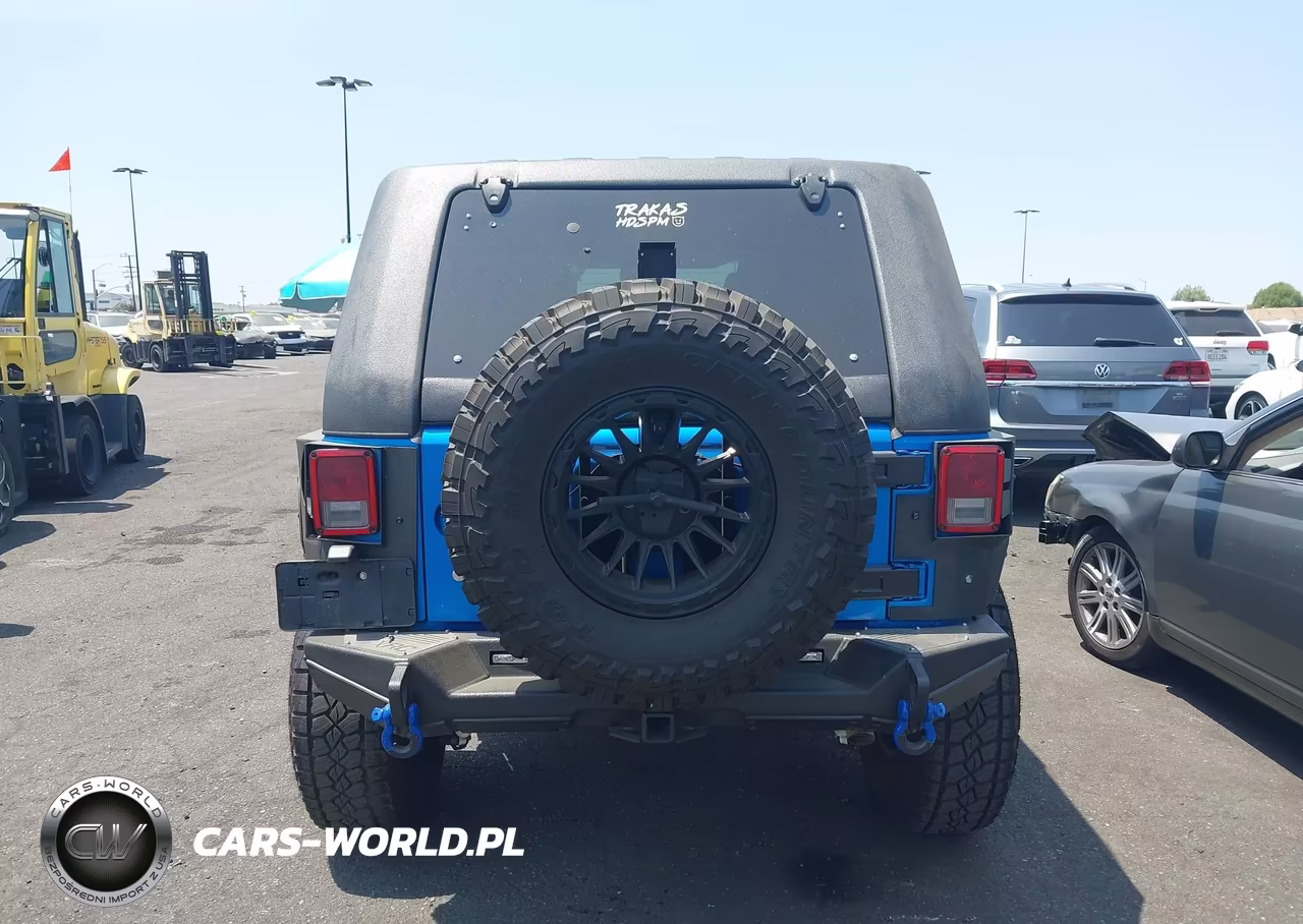 2016 Jeep Wrangler Unlimited Sport VIN:1C4BJWDG1GL215315 - 16