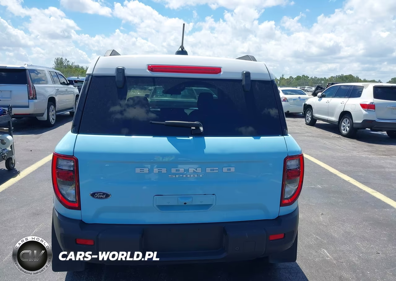 2025 Ford Bronco Sport Heritage VIN:3FMCR9GN2SRE39627 - 16