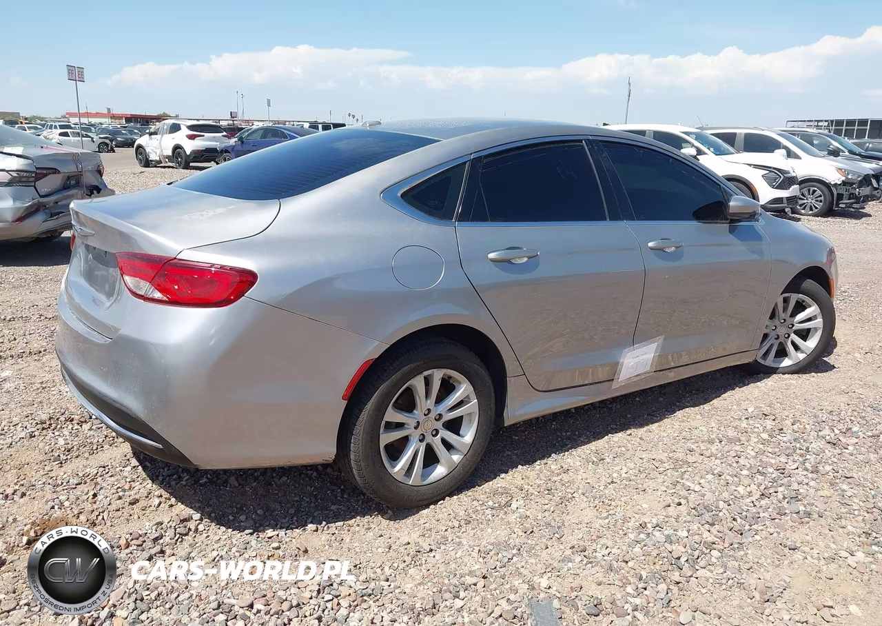 2016 Chrysler 200 Limited VIN:1C3CCCAB6GN106220 - 4