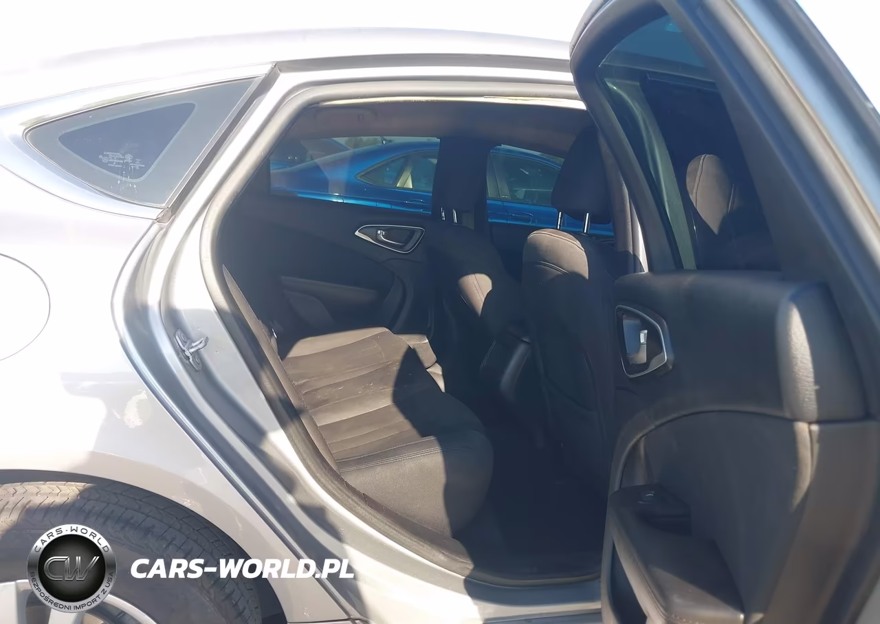 2016 Chrysler 200 Limited VIN:1C3CCCAB6GN106220 - 8