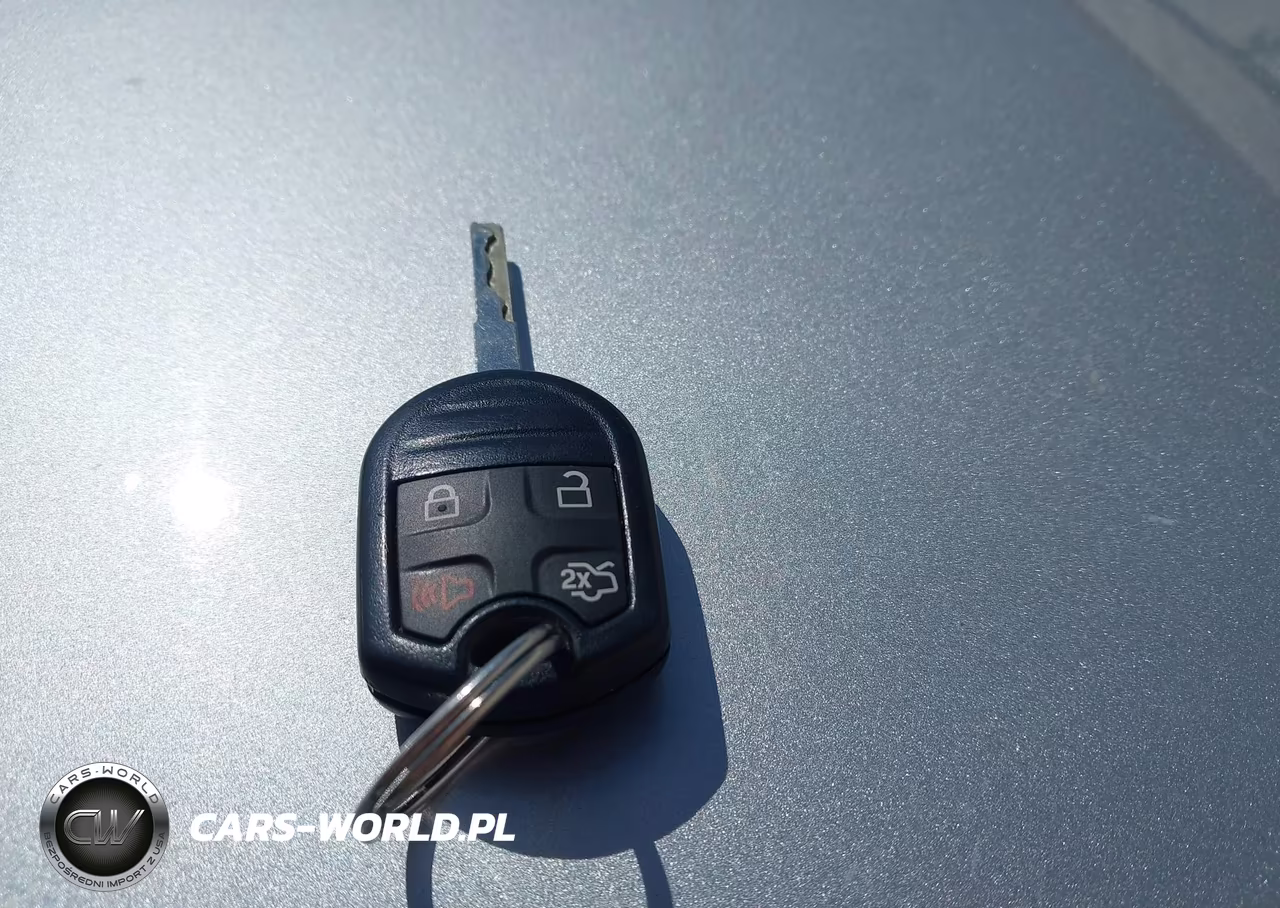 2017 Ford Fiesta S VIN:3FADP4TJ1HM122874 - 11