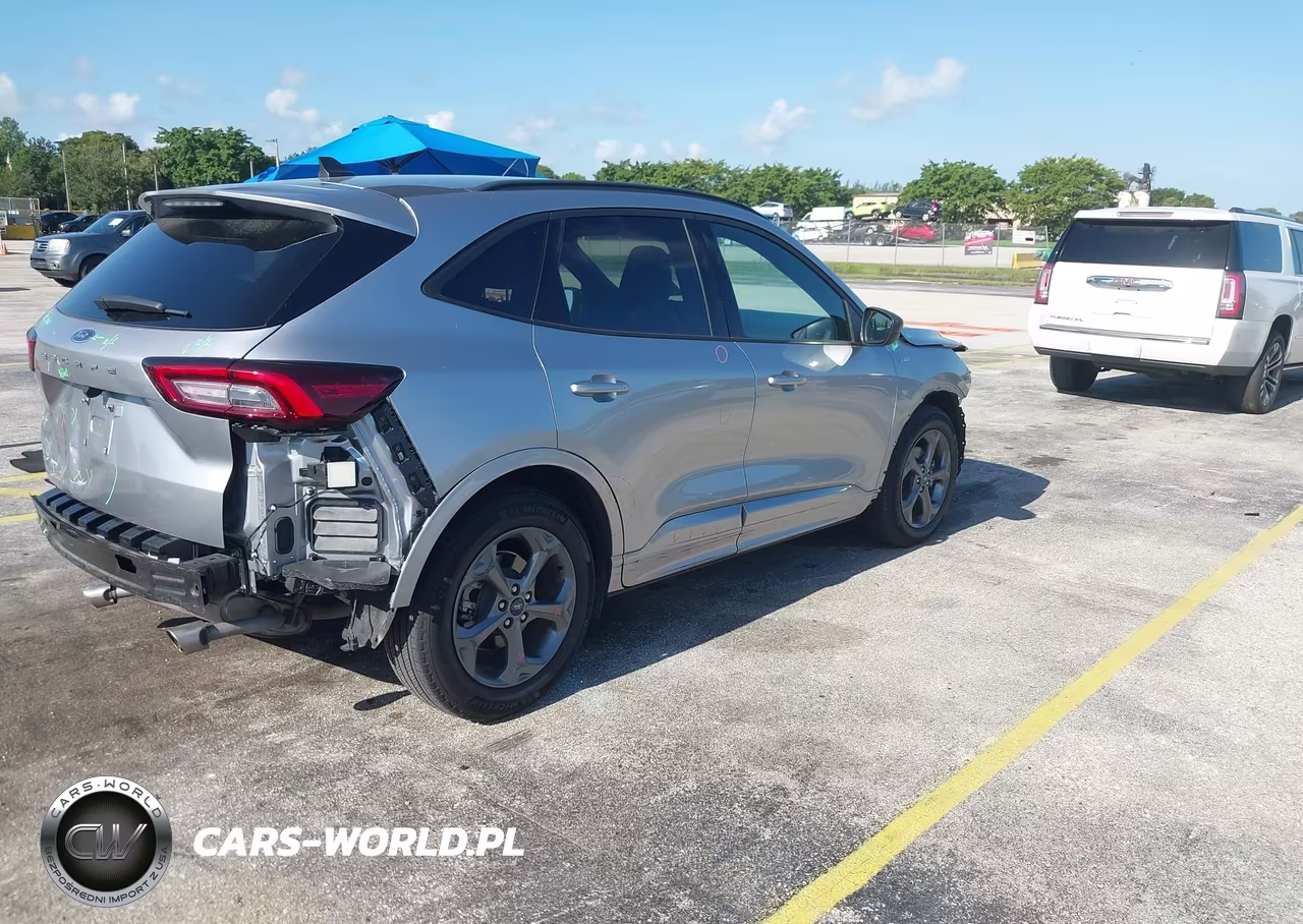 2024 Ford Escape St-Line VIN:1FMCU0MN2RUA02762 - 4