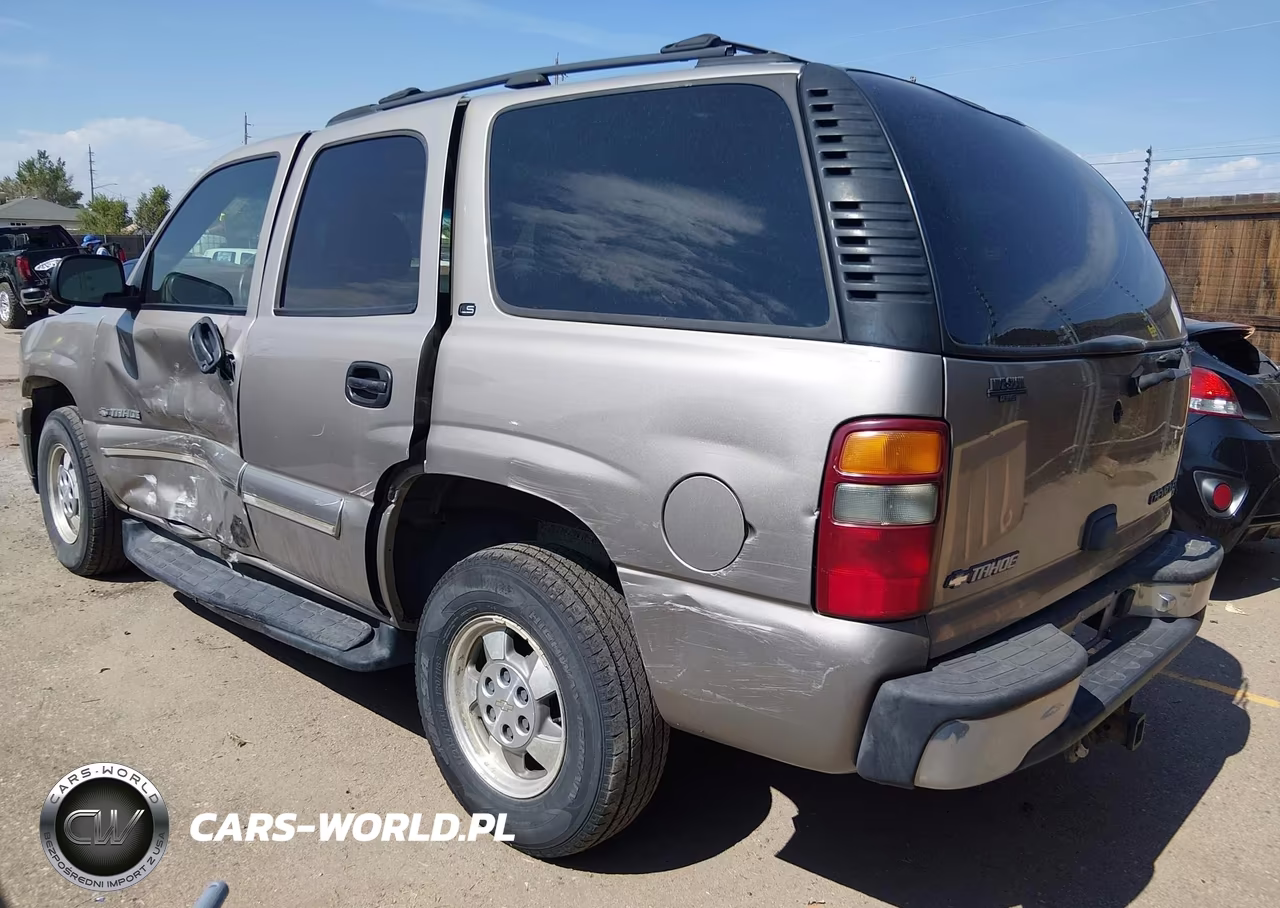2000 Chevrolet Tahoe All New Ls VIN:1GNEK13T0YJ113469 - 3