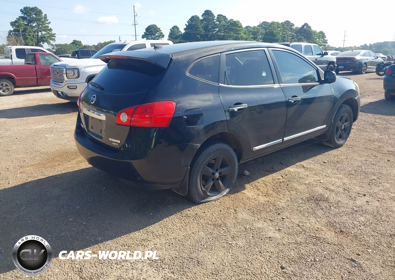 2012 Nissan Rogue S VIN:JN8AS5MV8CW392815 - 4