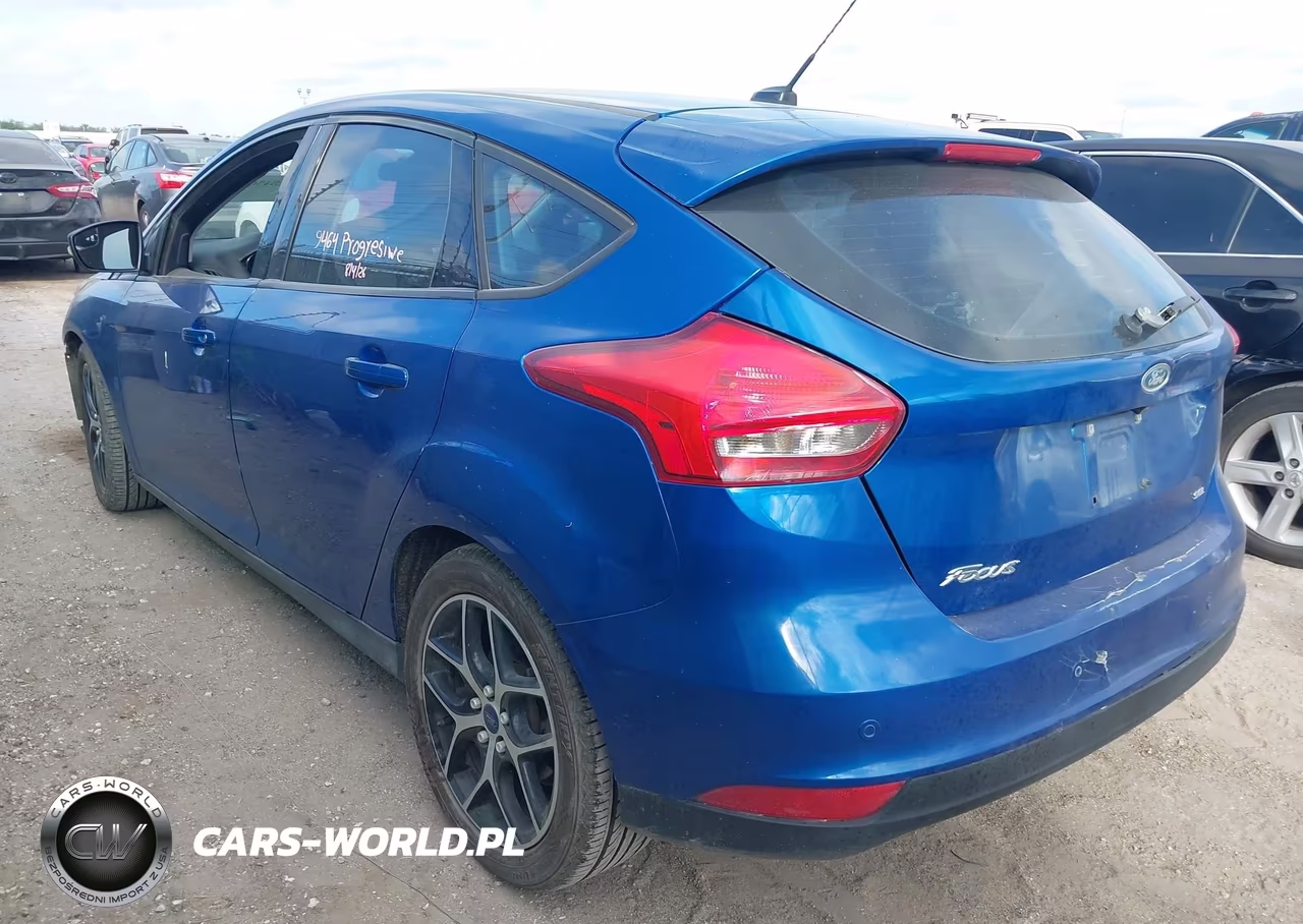 2018 Ford Focus Sel VIN:1FADP3M23JL201195 - 3