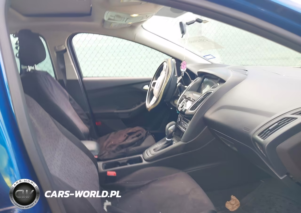 2018 Ford Focus Sel VIN:1FADP3M23JL201195 - 5