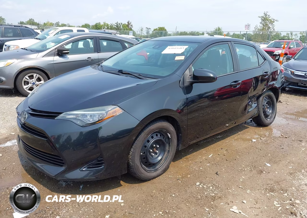 2018 Toyota Corolla Le VIN:2T1BURHE1JC983764 - 2