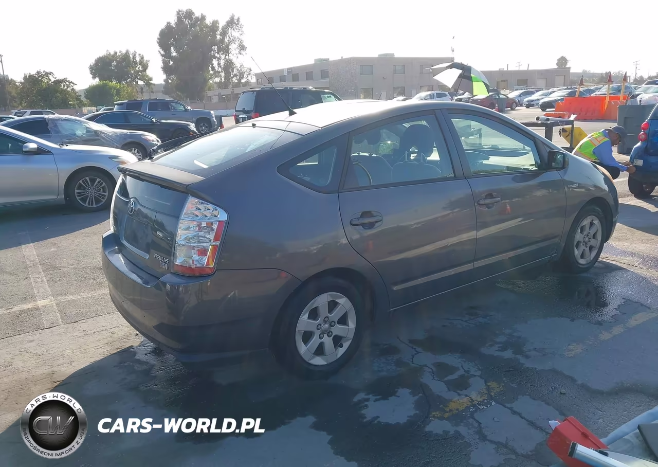 2007 Toyota Prius VIN:JTDKB20U573287622 - 4