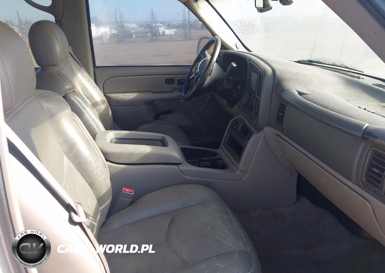 2004 Chevrolet Tahoe Z71 VIN:1GNEK13T24R137509 - 5