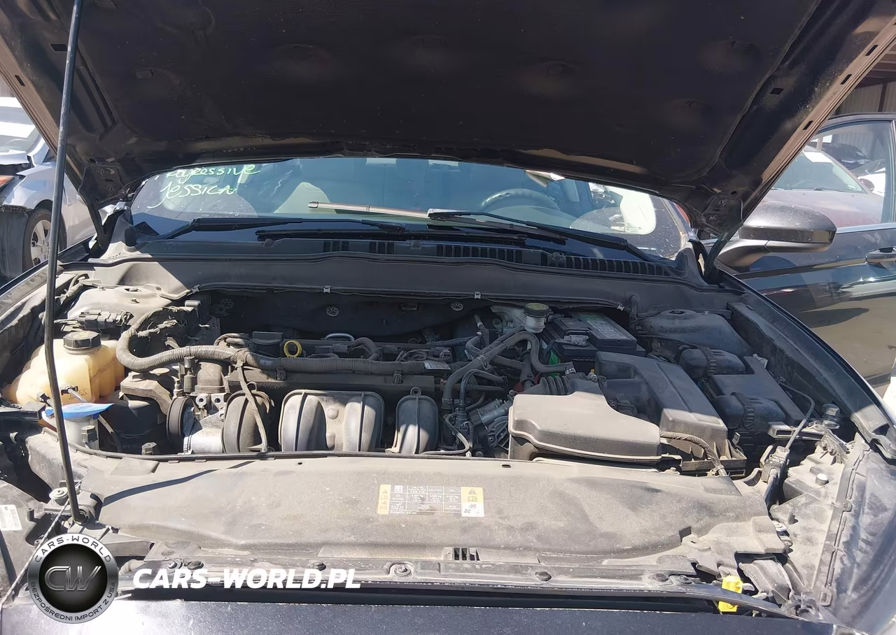 2015 Ford Fusion S VIN:3FA6P0G79FR246097 - 10