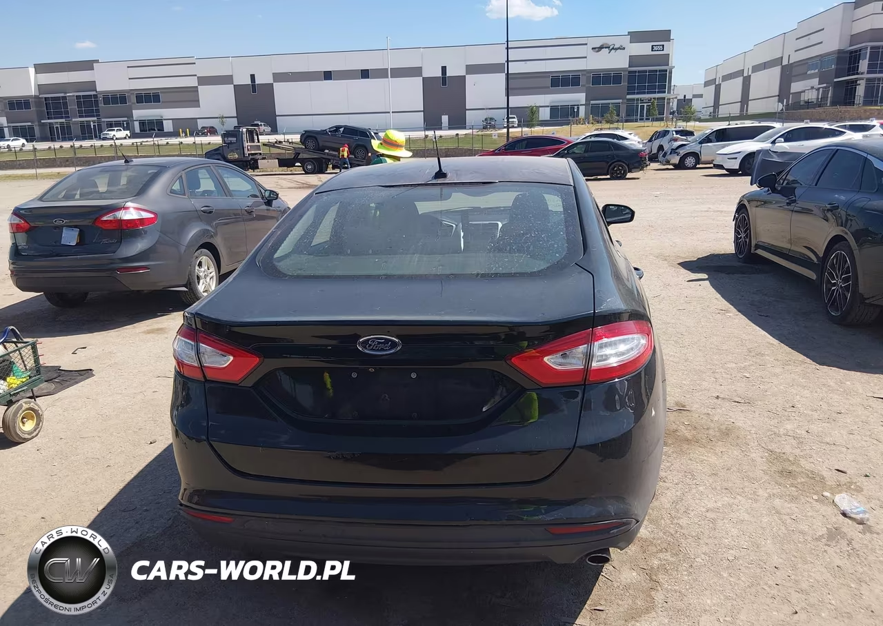 2015 Ford Fusion S VIN:3FA6P0G79FR246097 - 15