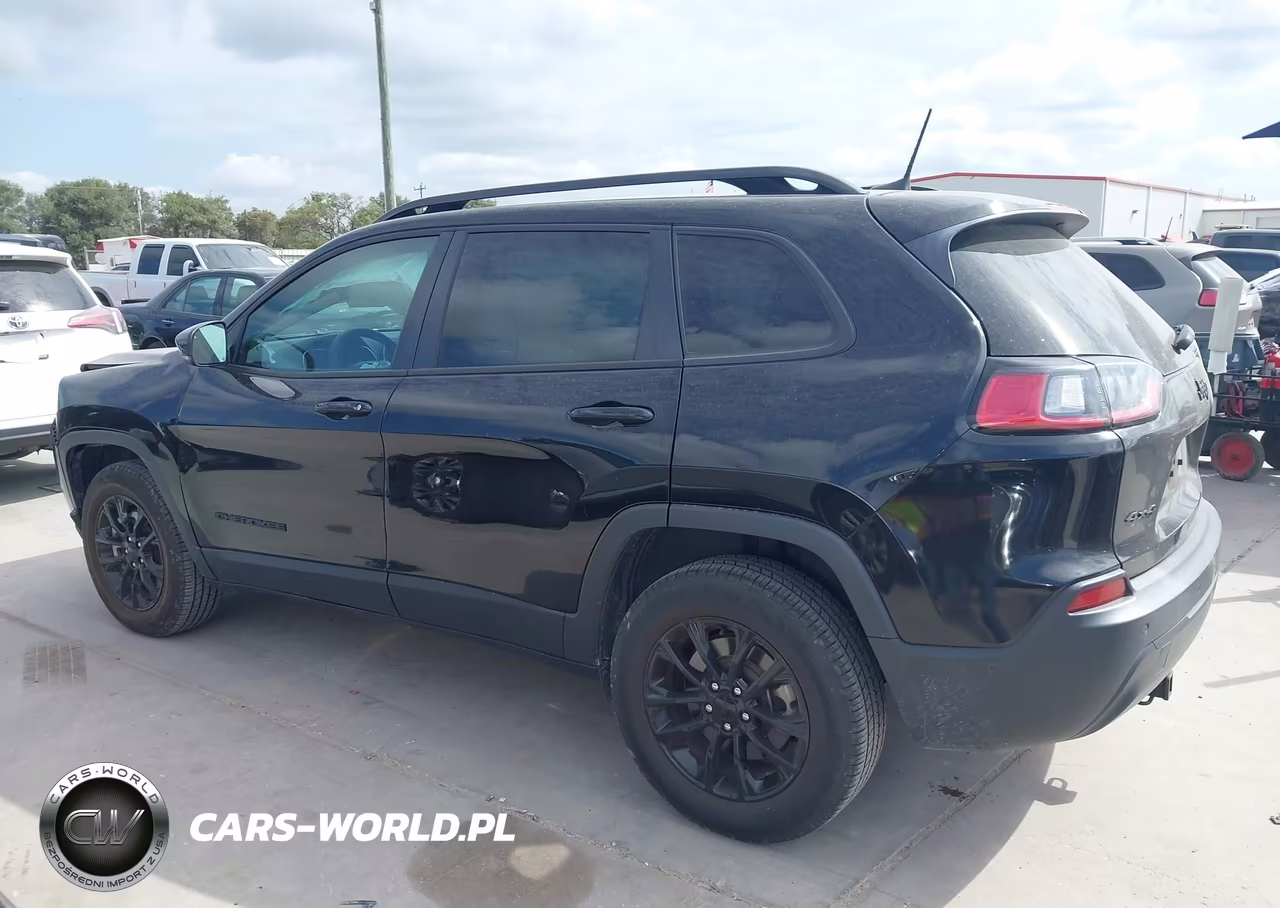 2023 Jeep Cherokee Altitude Lux 4X4 VIN:1C4PJMMB6PD107359 - 14