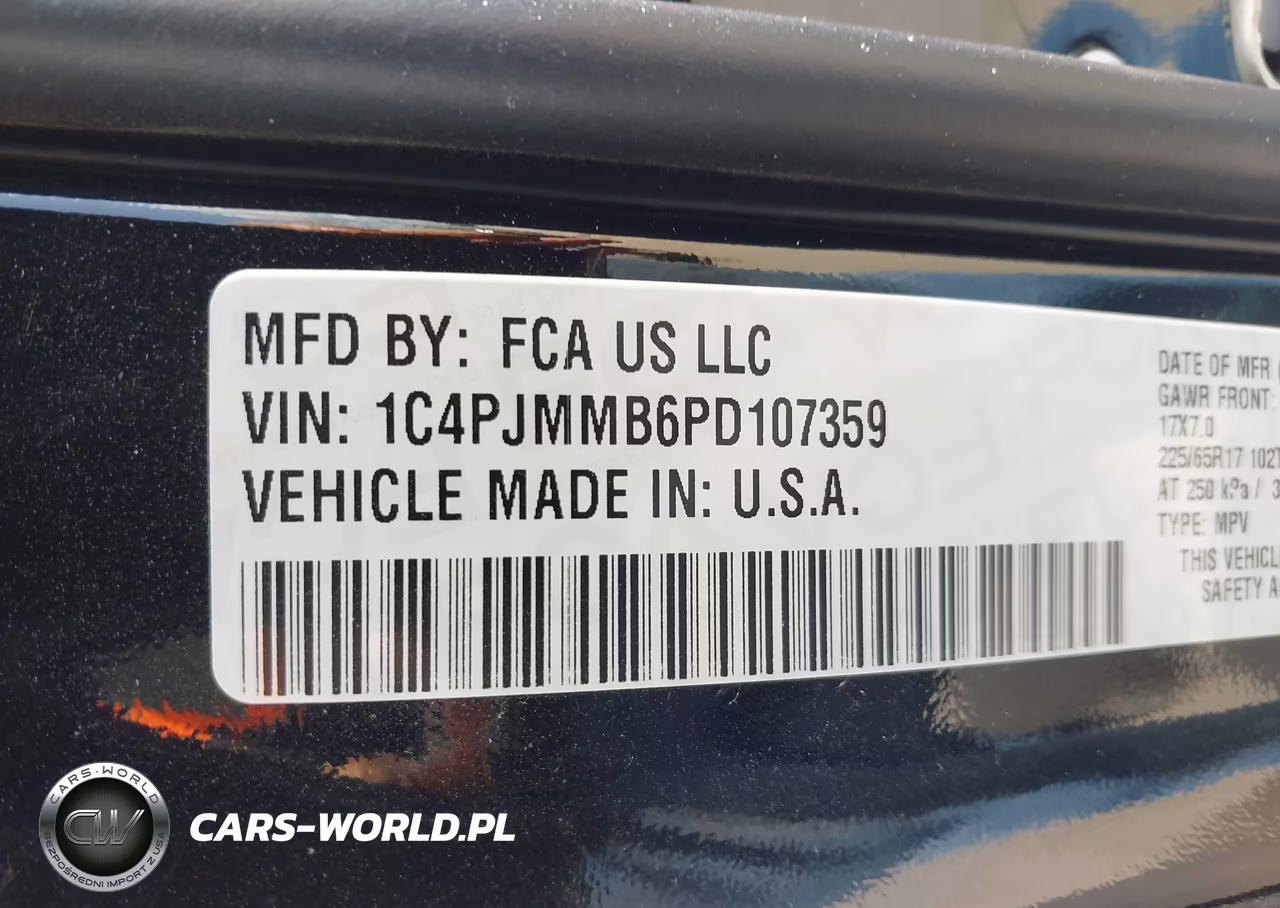 2023 Jeep Cherokee Altitude Lux 4X4 VIN:1C4PJMMB6PD107359 - 9