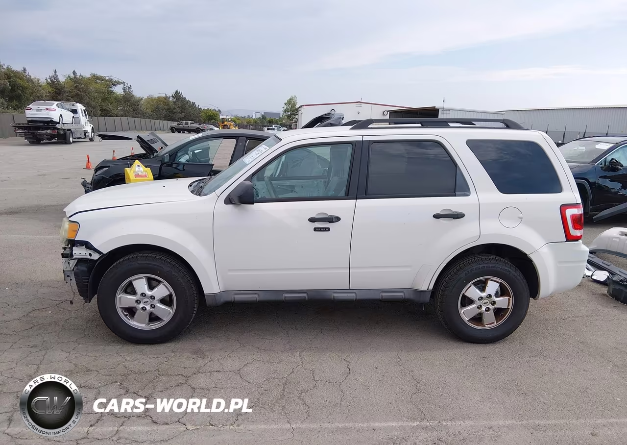 2011 Ford Escape Xlt VIN:1FMCU0D74BKB33954 - 15