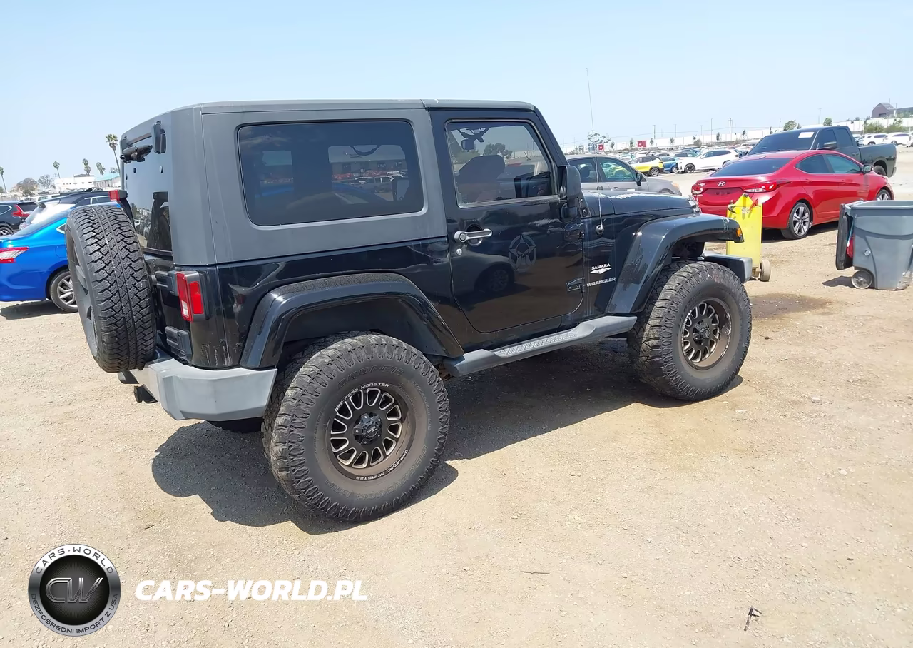 2008 Jeep Wrangler Sahara VIN:1J8FA54128L561245 - 4