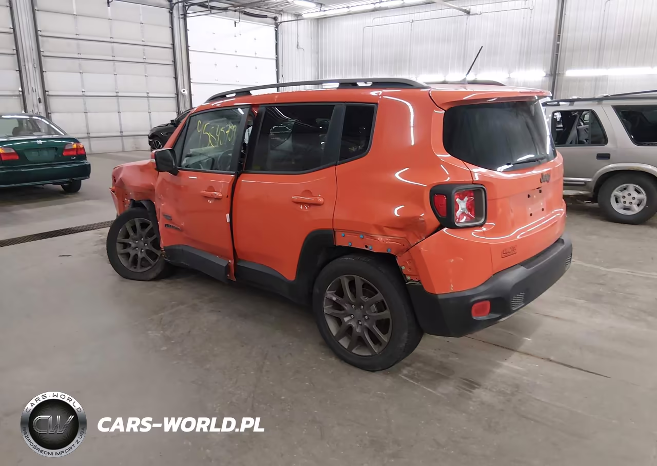 2016 Jeep Renegade 75Th Anniversary VIN:ZACCJABT3GPC70738 - 3