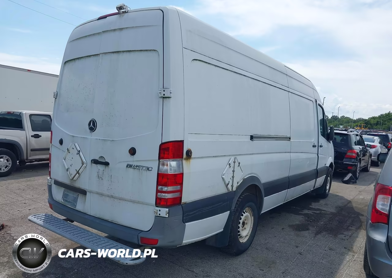 2012 Mercedes-Benz Sprinter 2500 High Roof VIN:WD3PE8CB0C5704146 - 4