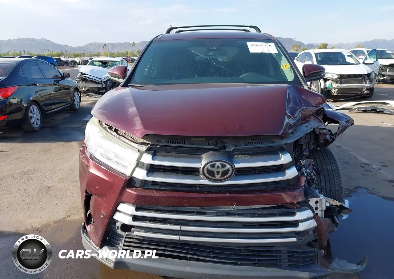 2019 Toyota Highlander Le VIN:5TDZZRFH6KS358878 - 12