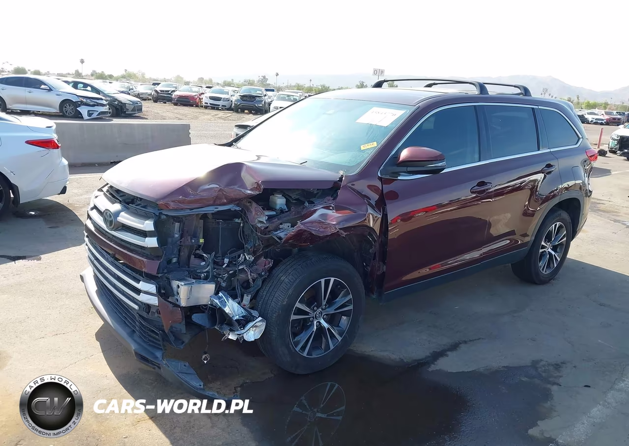 2019 Toyota Highlander Le VIN:5TDZZRFH6KS358878 - 6
