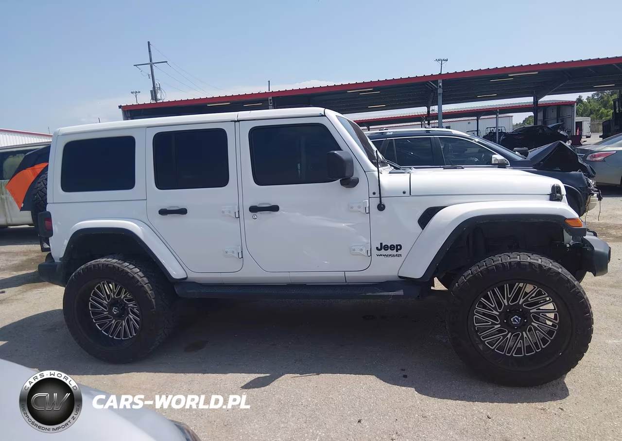 2022 Jeep Wrangler Unlimited Sahara Altitude 4X4 VIN:1C4HJXEN1NW216330 - 14