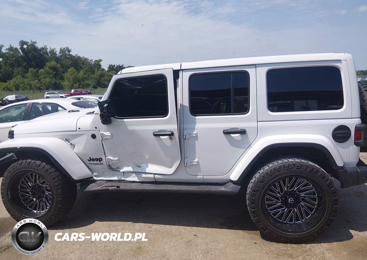 2022 Jeep Wrangler Unlimited Sahara Altitude 4X4 VIN:1C4HJXEN1NW216330 - 15