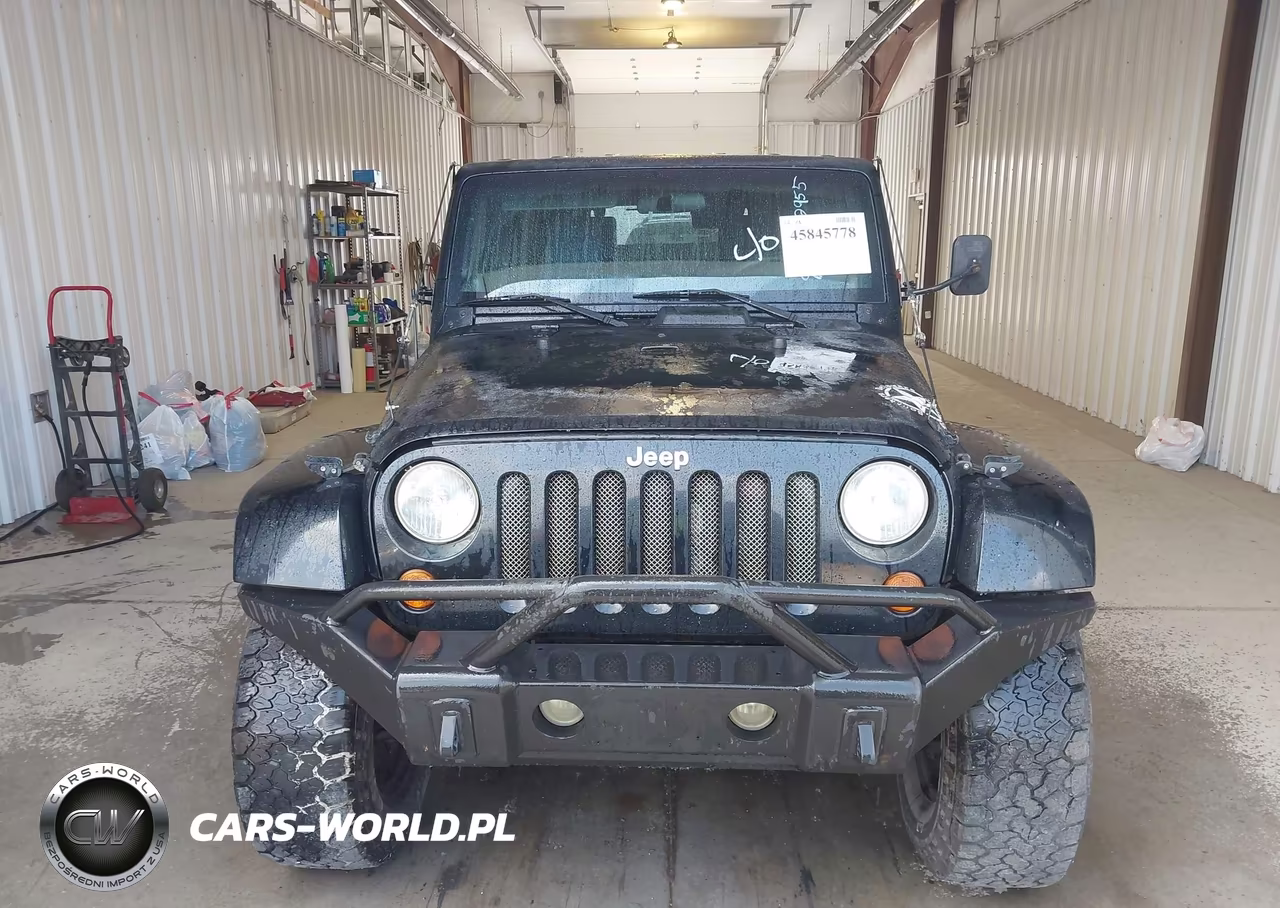 2008 Jeep Wrangler Unlimited Sahara VIN:1J8GA59158L592955 - 12