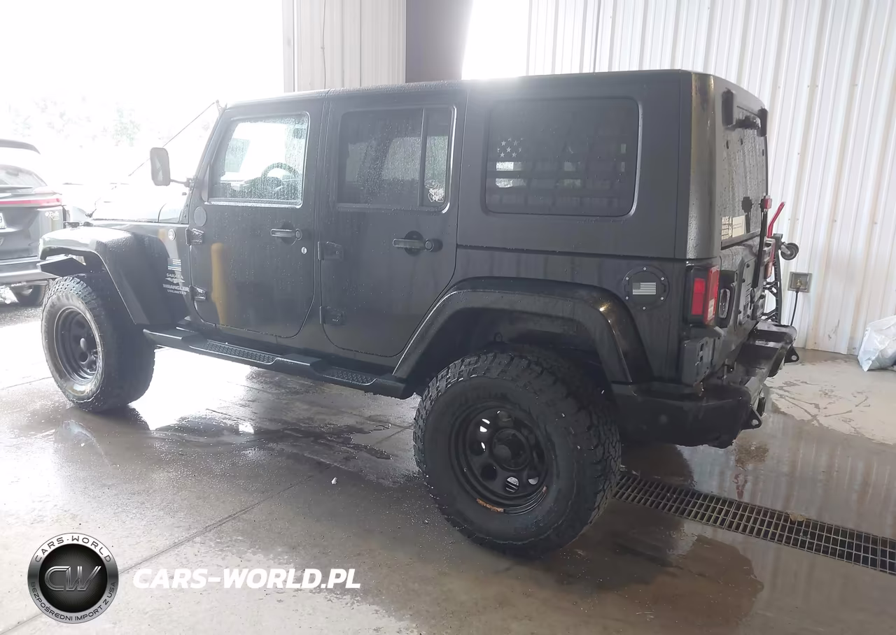 2008 Jeep Wrangler Unlimited Sahara VIN:1J8GA59158L592955 - 3