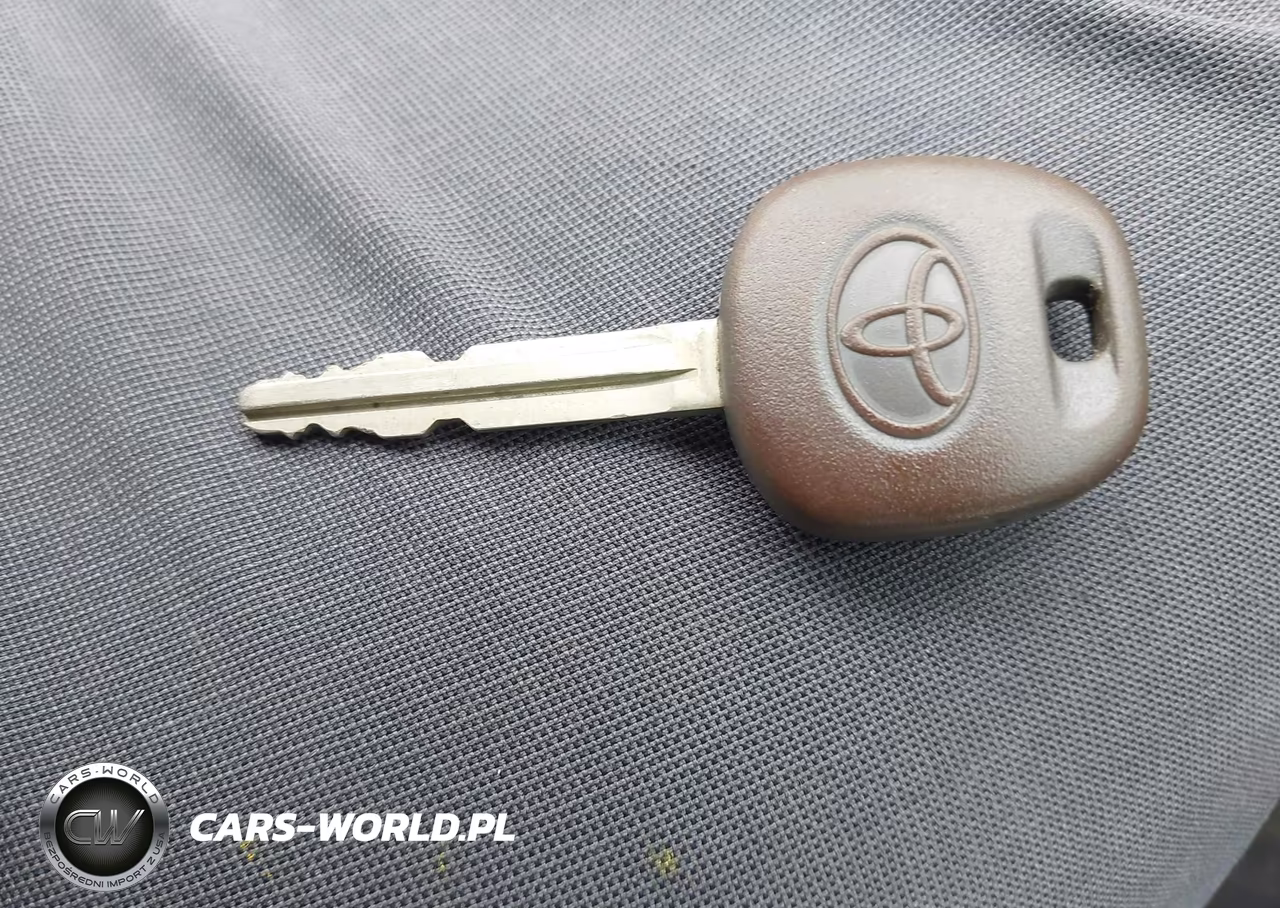 2010 Toyota Corolla Le VIN:1NXBU4EE2AZ180192 - 11