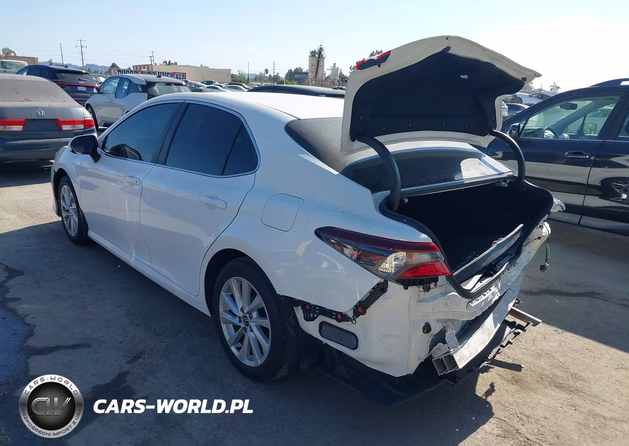 2022 Toyota Camry Le VIN:4T1C11AK9NU006939 - 3