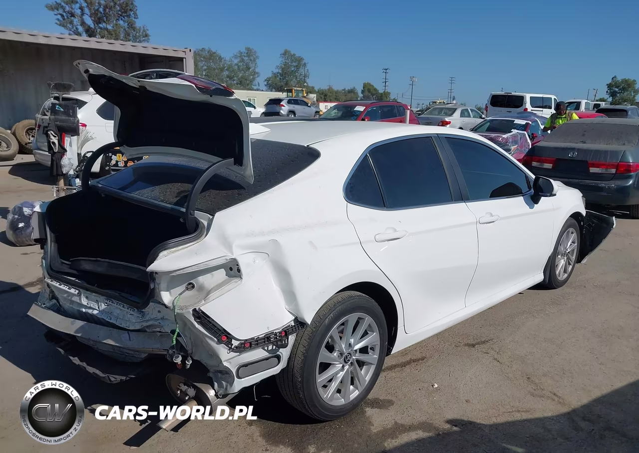 2022 Toyota Camry Le VIN:4T1C11AK9NU006939 - 4