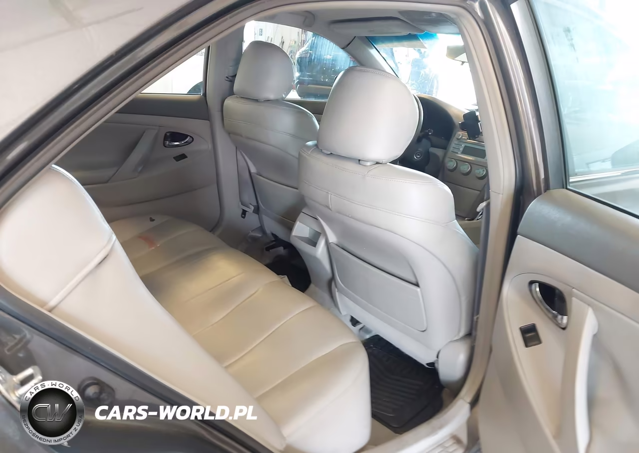 2007 Toyota Camry Le VIN:4T1BE46K47U638373 - 8