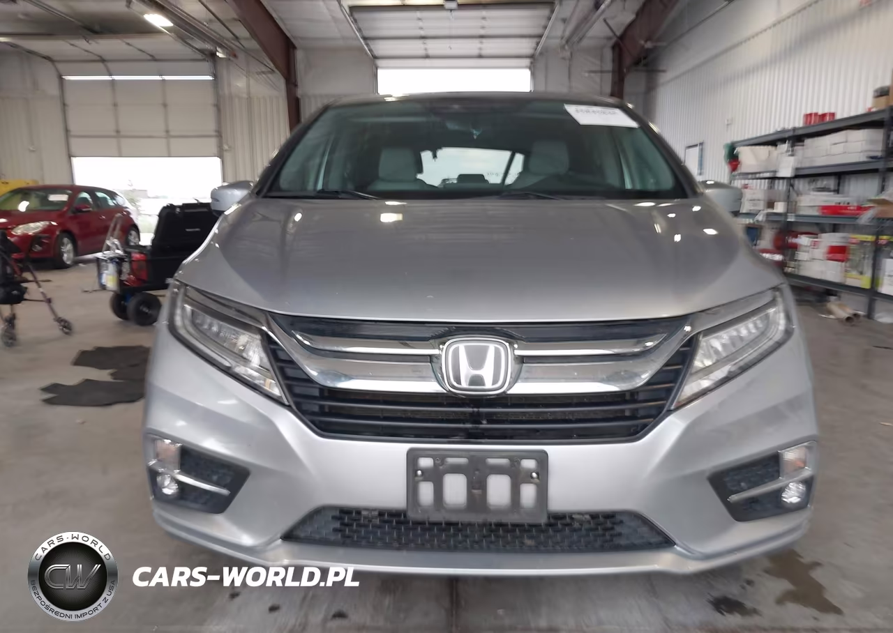 2019 Honda Odyssey Touring VIN:5FNRL6H83KB039391 - 13