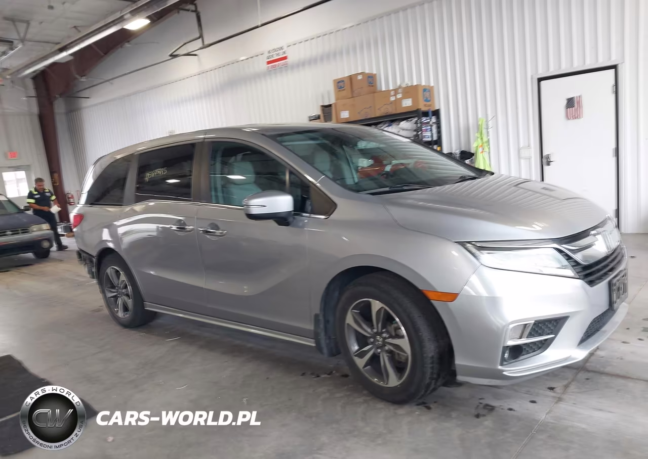 2019 Honda Odyssey Touring VIN:5FNRL6H83KB039391 - 14
