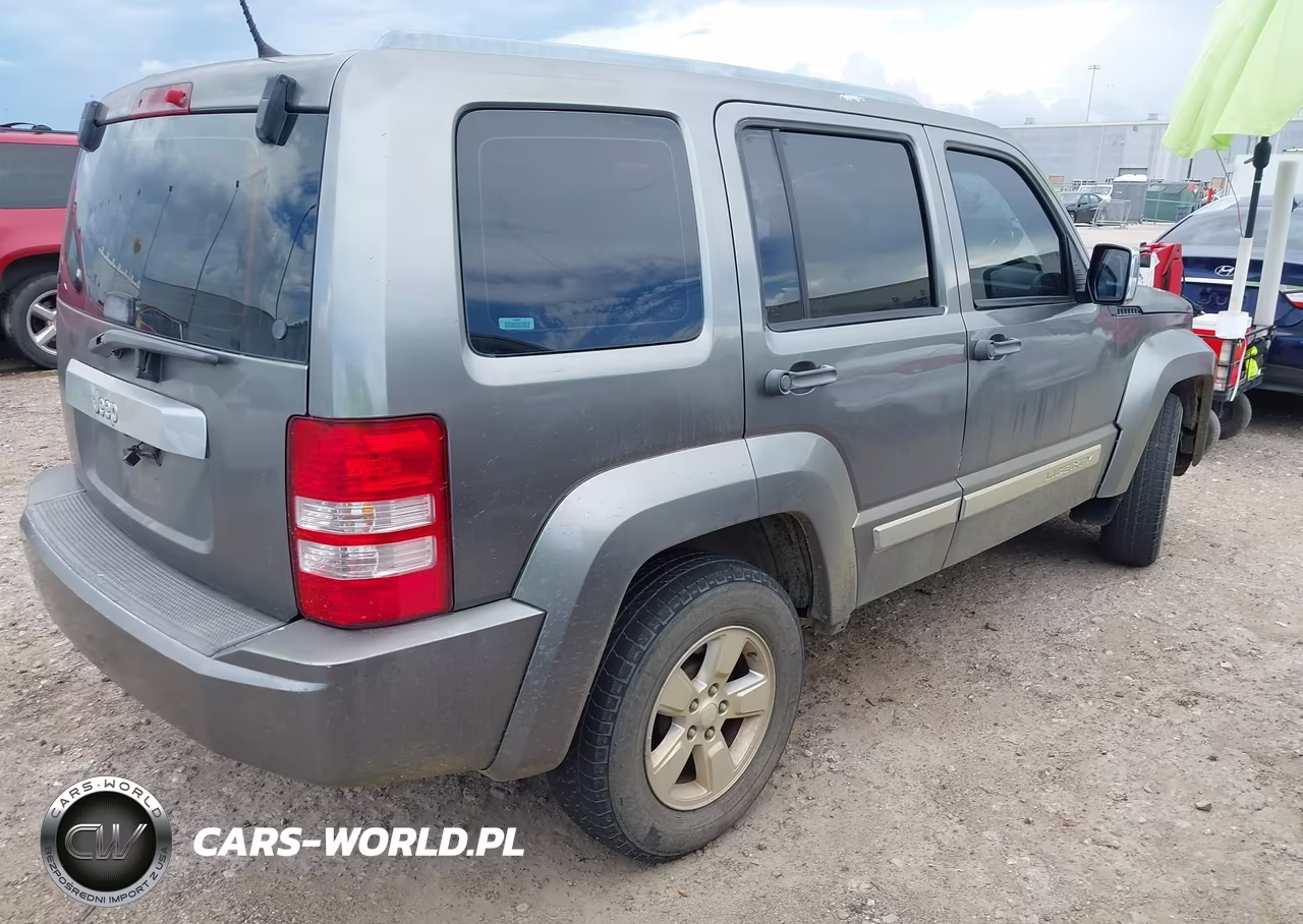 2012 Jeep Liberty Sport VIN:1C4PJLAK9CW165902 - 4