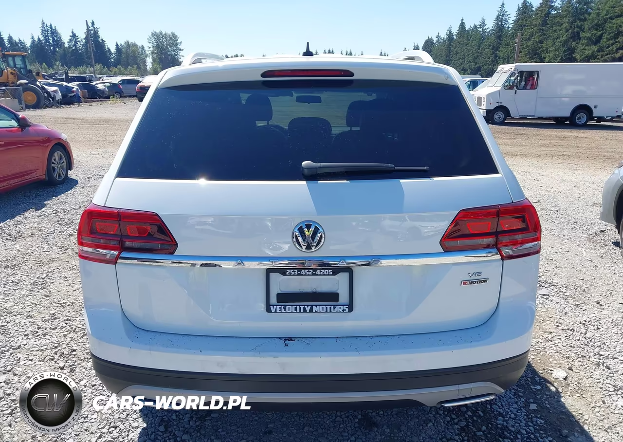 2018 Volkswagen Atlas 3.6L V6 S VIN:1V2GR2CA1JC541898 - 17