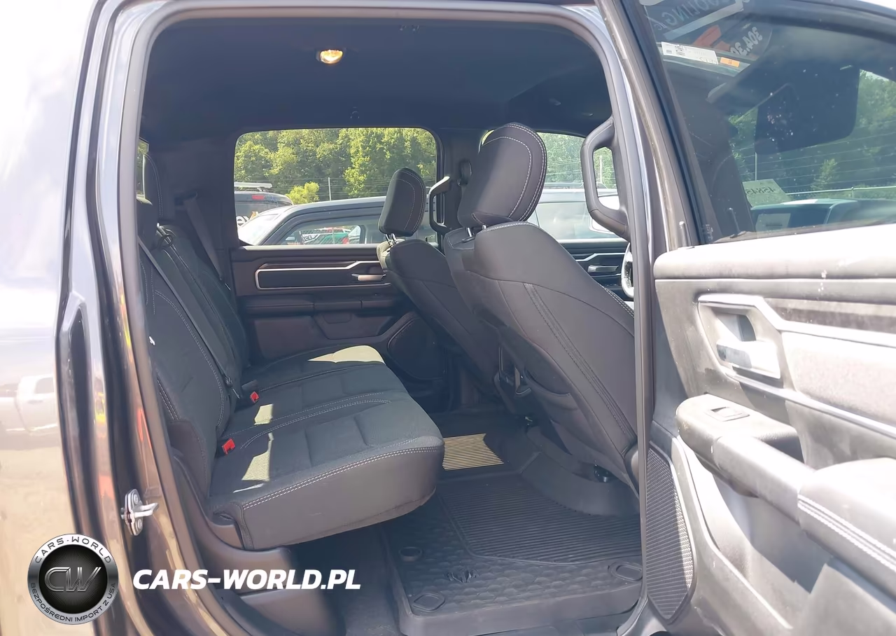 2020 Ram 1500 Big Horn 4X4 6'4 Box VIN:1C6SRFMT6LN309489 - 8