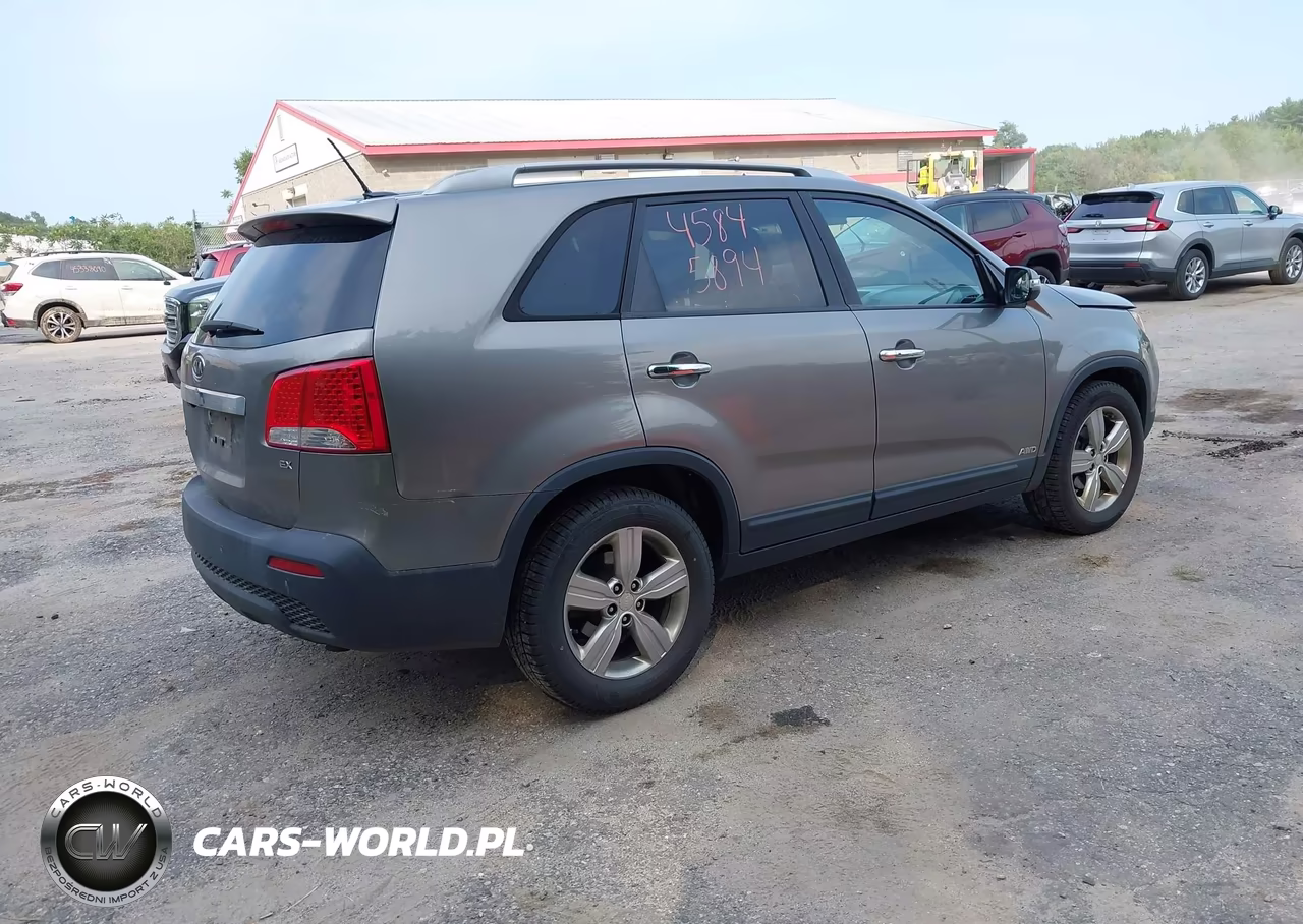 2013 Kia Sorento Ex VIN:5XYKUCA61DG312149 - 4