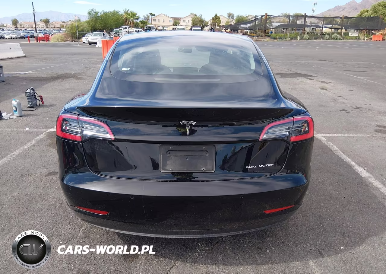 2022 Tesla Model 3 Long Range Dual Motor All-Wheel Drive VIN:5YJ3E1EB2NF186924 - 17
